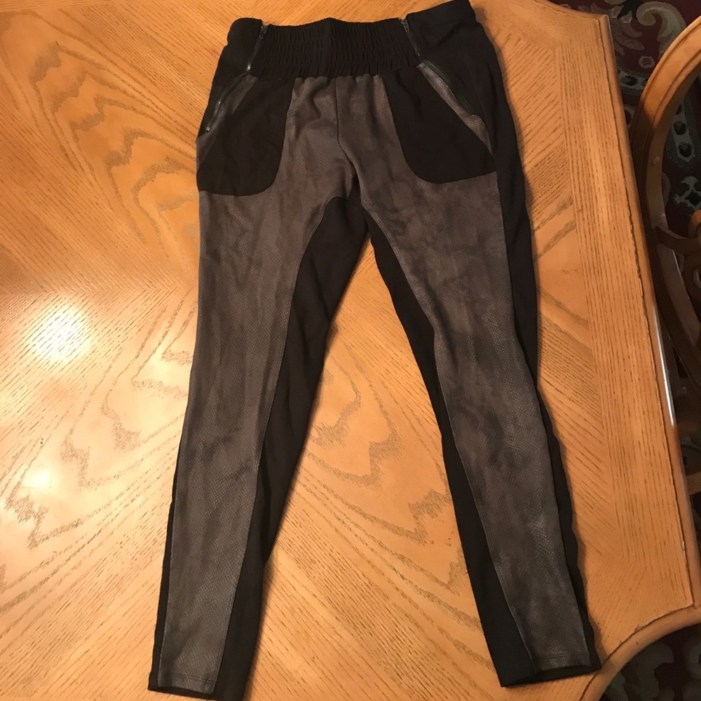 Bebe Capri