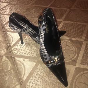 Frederick's of Hollywood pumps