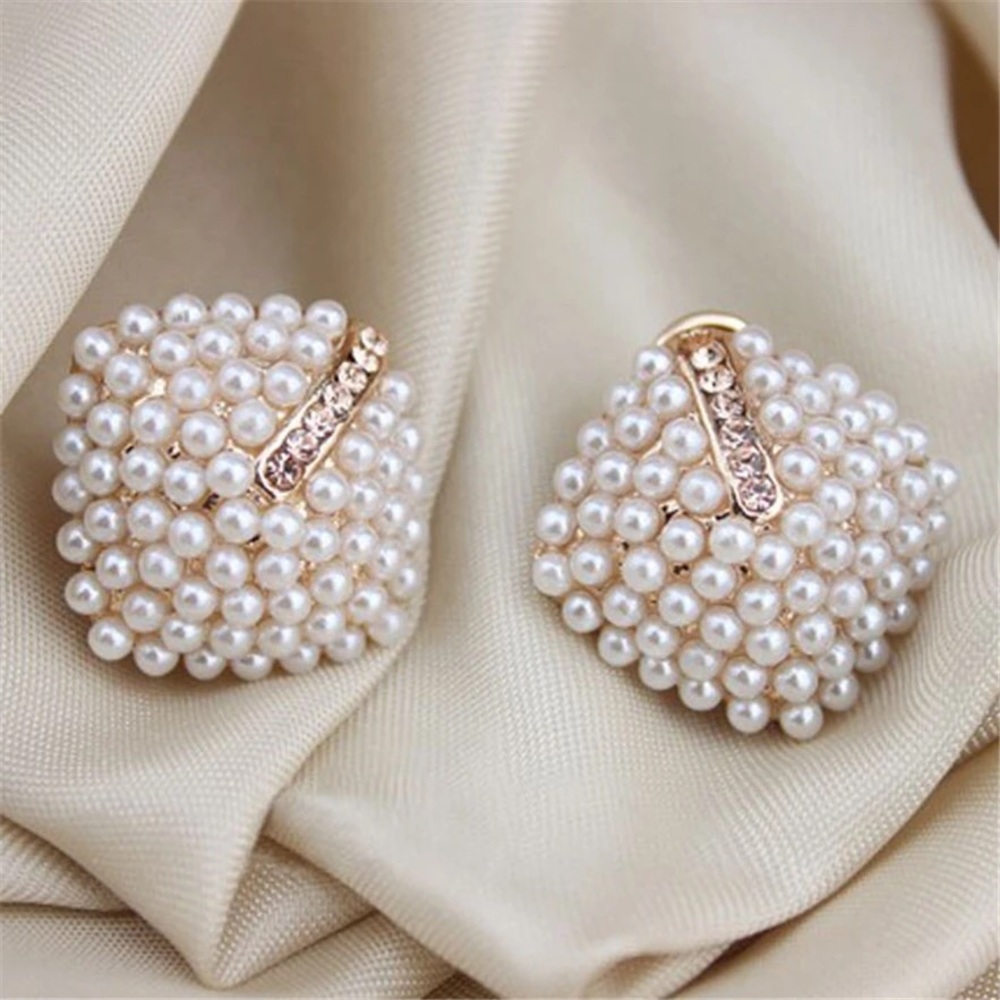 Beautiful pearl earrings