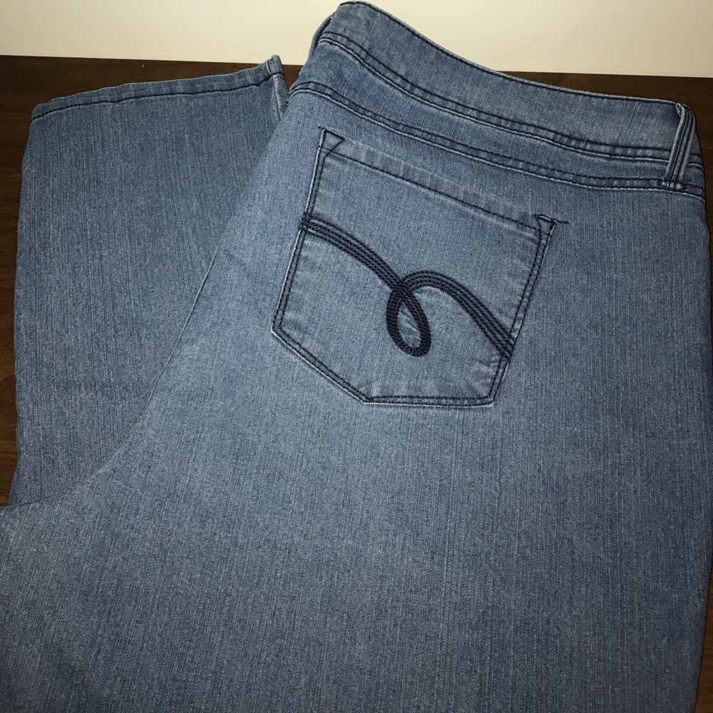 Simply Emma size 24w