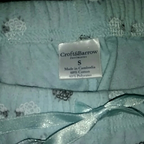 2 piece pajama set - Picture 4 of 4