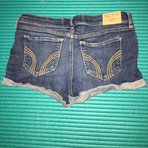 ⭐️LOWEST PRICE⭐️ Hollister Midi Denim Shorts