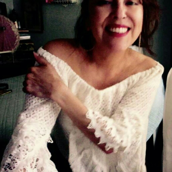 LAST ONE Free People Lace Bell Sleeve Boho Top - Picture 6 of 7