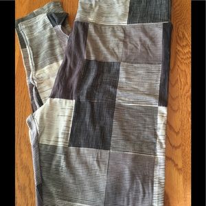 TC Lularoe Leggings NWT