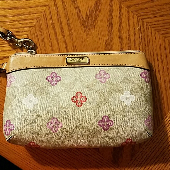 COACH Wrislet - Picture 1 of 5