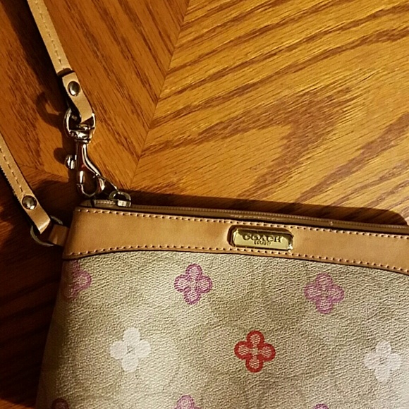 COACH Wrislet - Picture 5 of 5