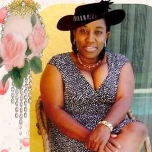 Meet your Posher, Nadia