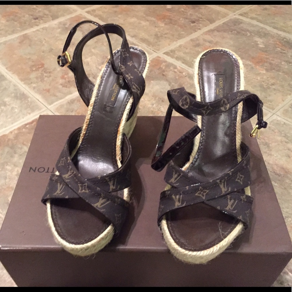 Louis Vuittion LV sandals