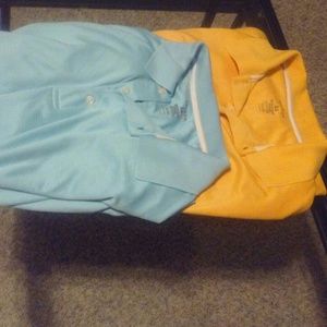 Men's shirts like new. $8 ea