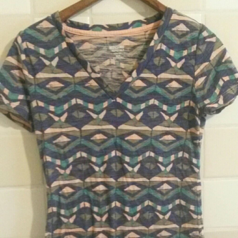 Mossimo tribal tee