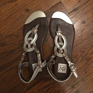 Dolce vita sandals