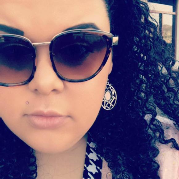 Meet your Posher, Becks - Picture 1 of 1