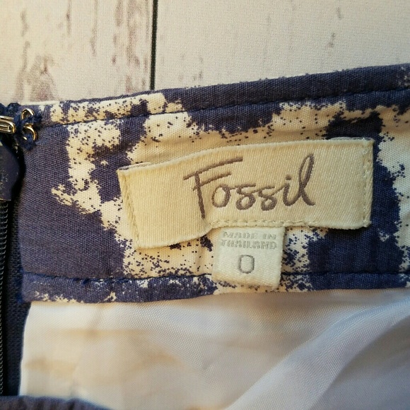 Fossil Acid Wash Pleated Navy Skirt w/ Pockets - Picture 4 of 4