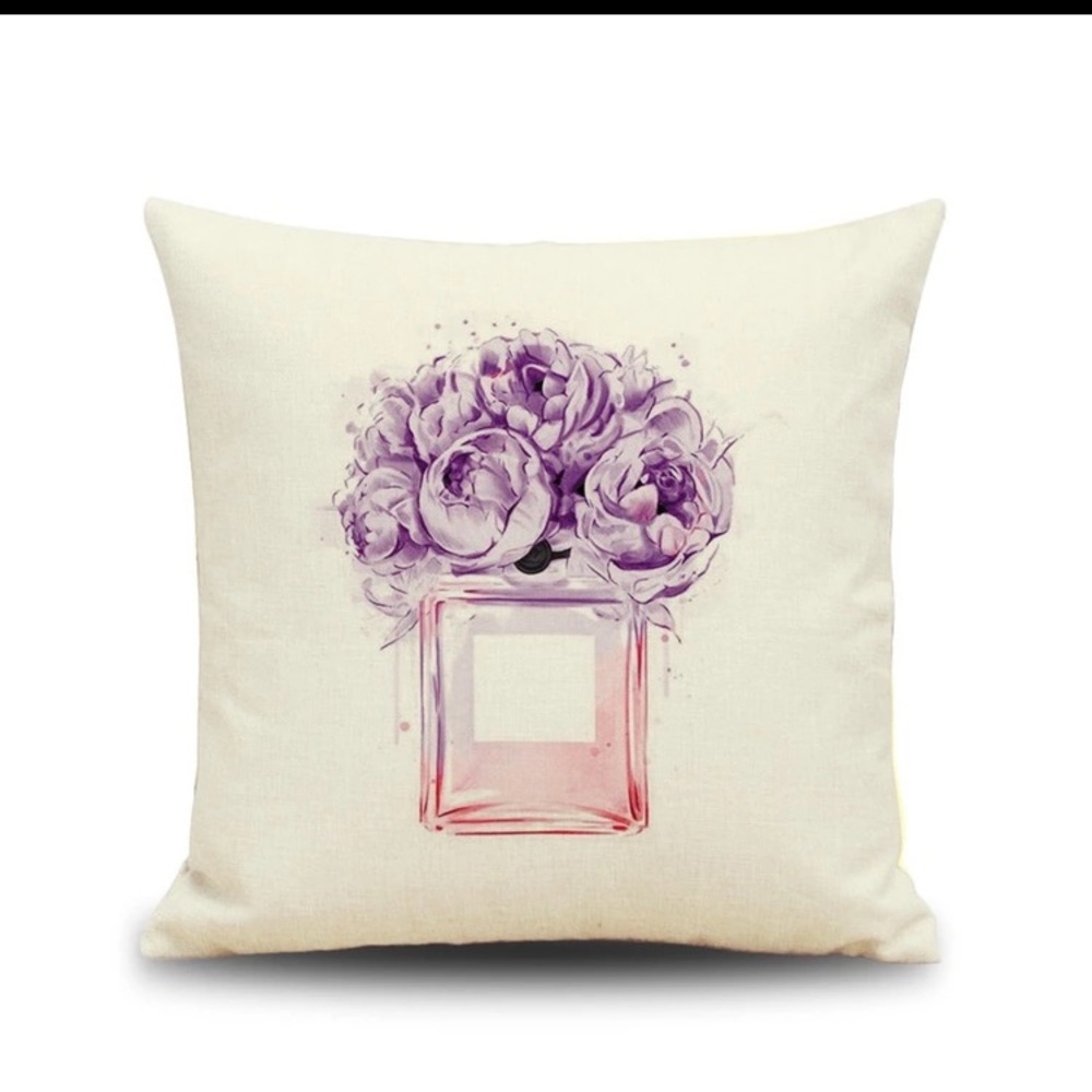 Famous Brand Pillow Cover