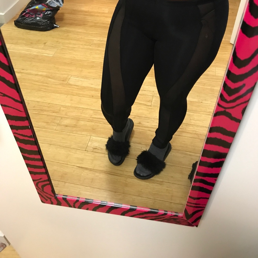 Black leggings