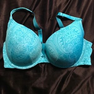 BNWOT Cacique 42DD