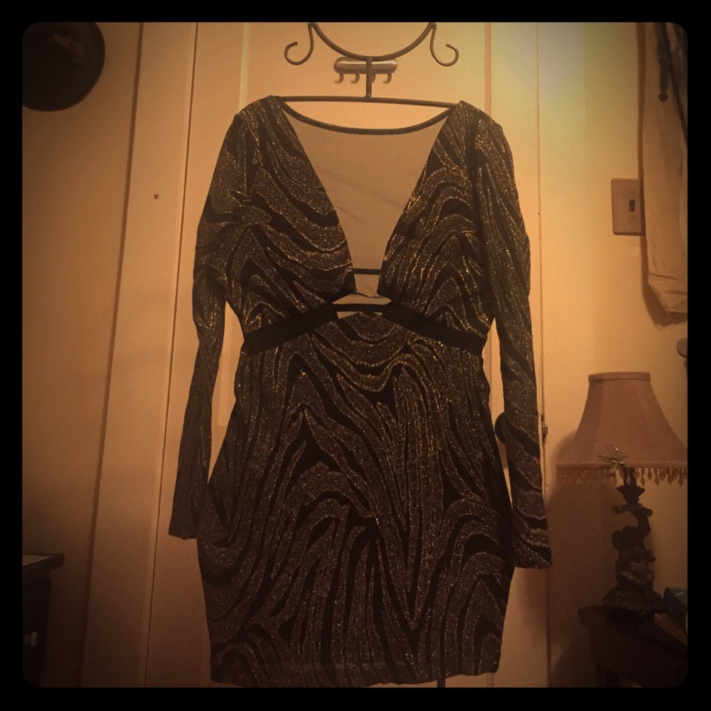 Black and gold glitter print cocktail dress