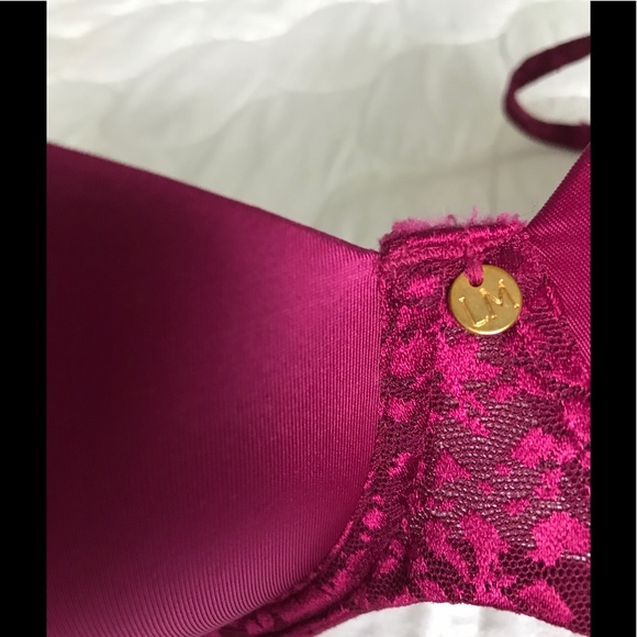 🌶 Le Mystere Satin Berry Push Up 🌶 - Picture 3 of 5