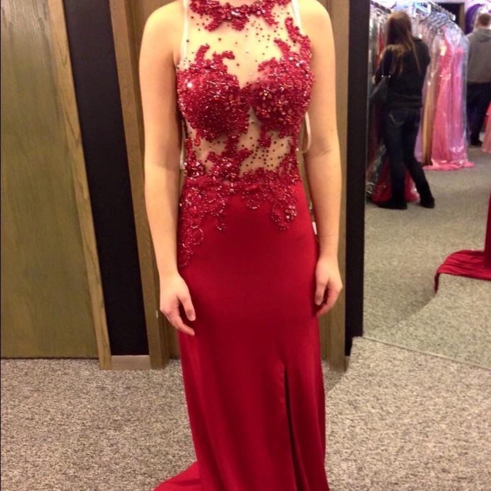 Red prom dress