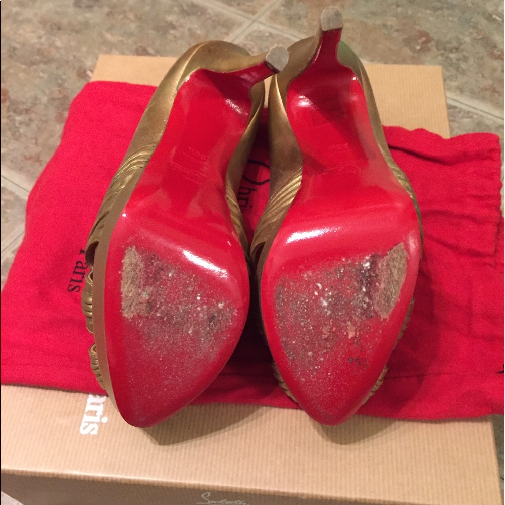 Sandals - Picture 2 of 3