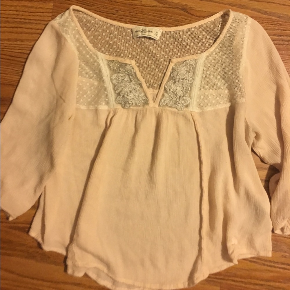Abercrombie top light pink