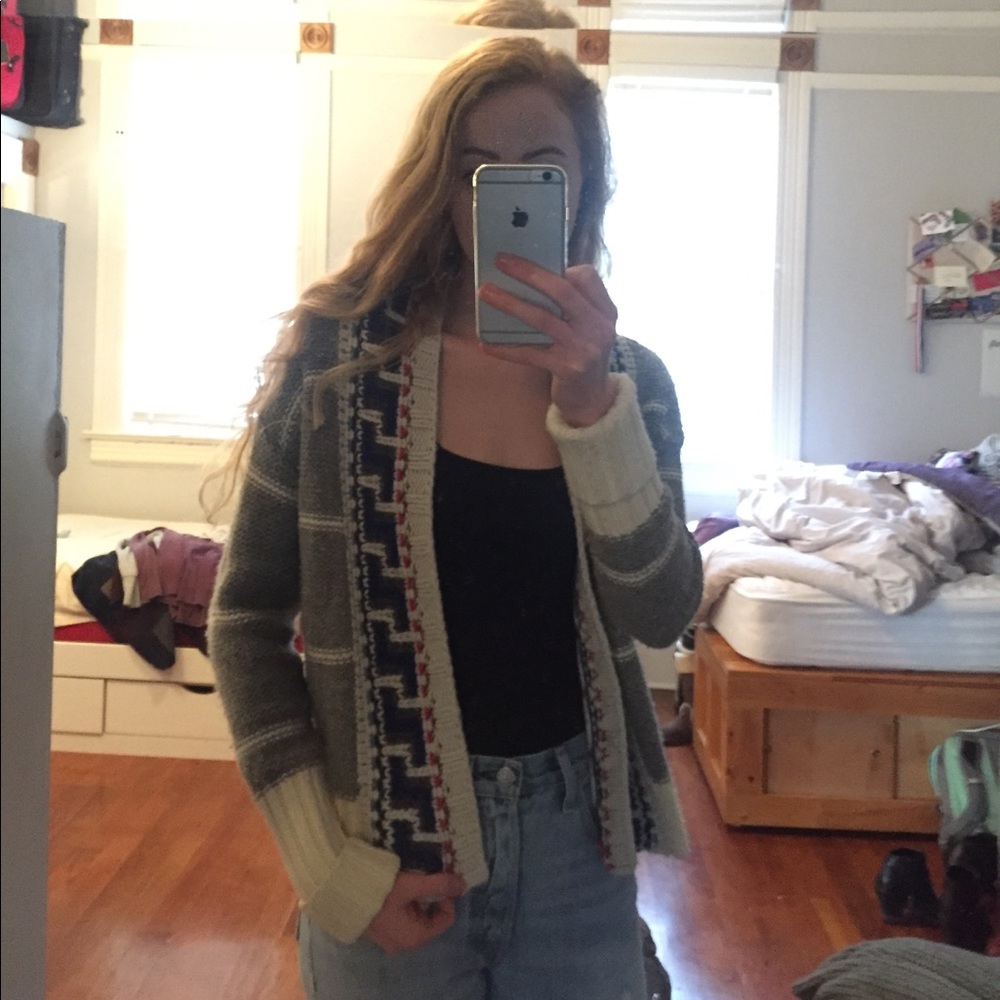 Knit sweater