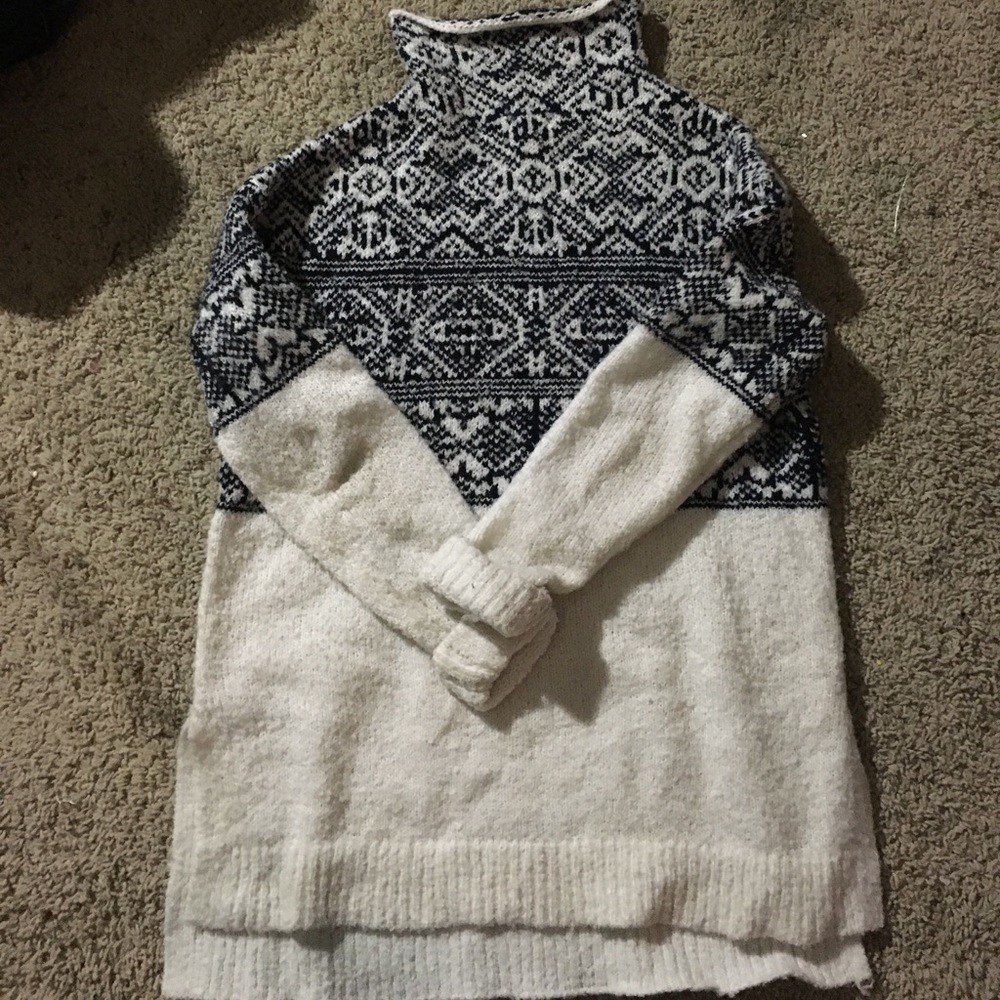 turtleneck pullover