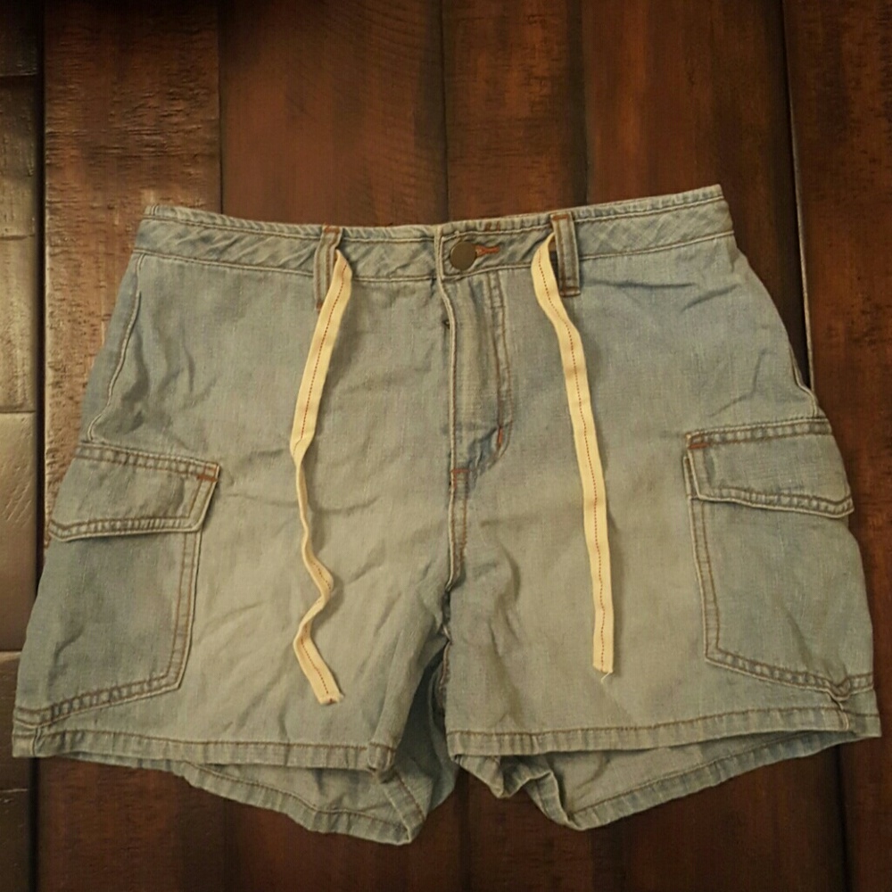 Vintage 90s festival shorts