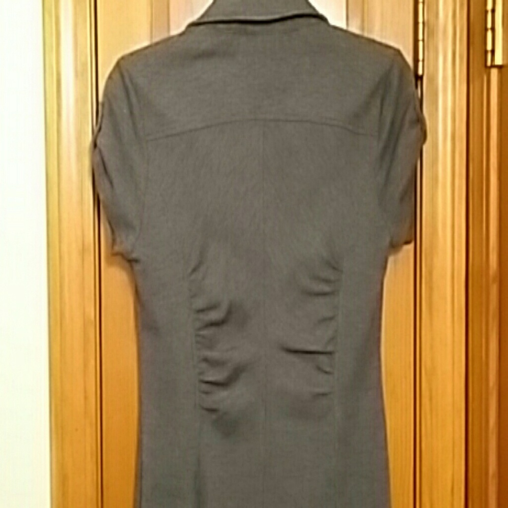 Dress - Picture 3 of 3