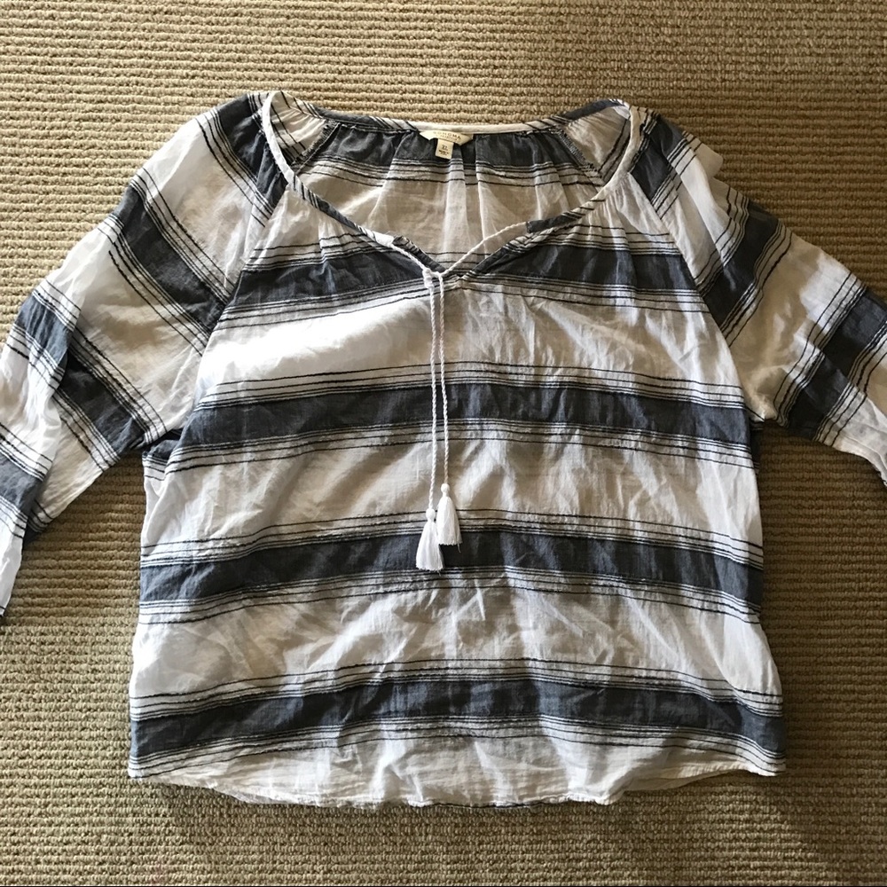 Sonoma peasant top in light blue chambray & white