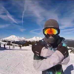 Meet your Posher, Graham