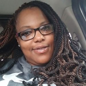 Meet your Posher, Elisha