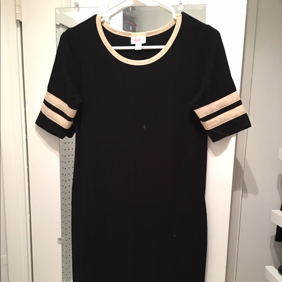 LuLaRoe Dresses & Skirts - Black Julia - Brand New!!