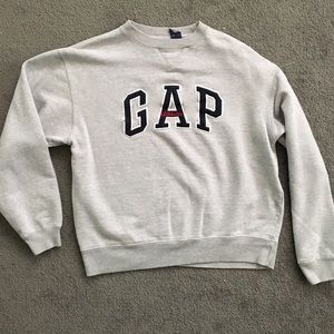 GAP sweatshirt