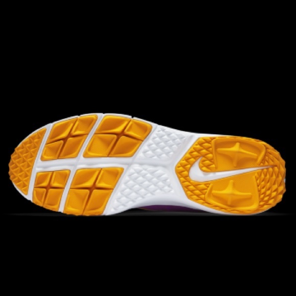 NWT Nike FI Bermuda Women Golf Shoe - Picture 2 of 3