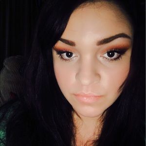 Meet your Posher, Annie