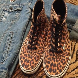 Hi Top Leopard Print Vans