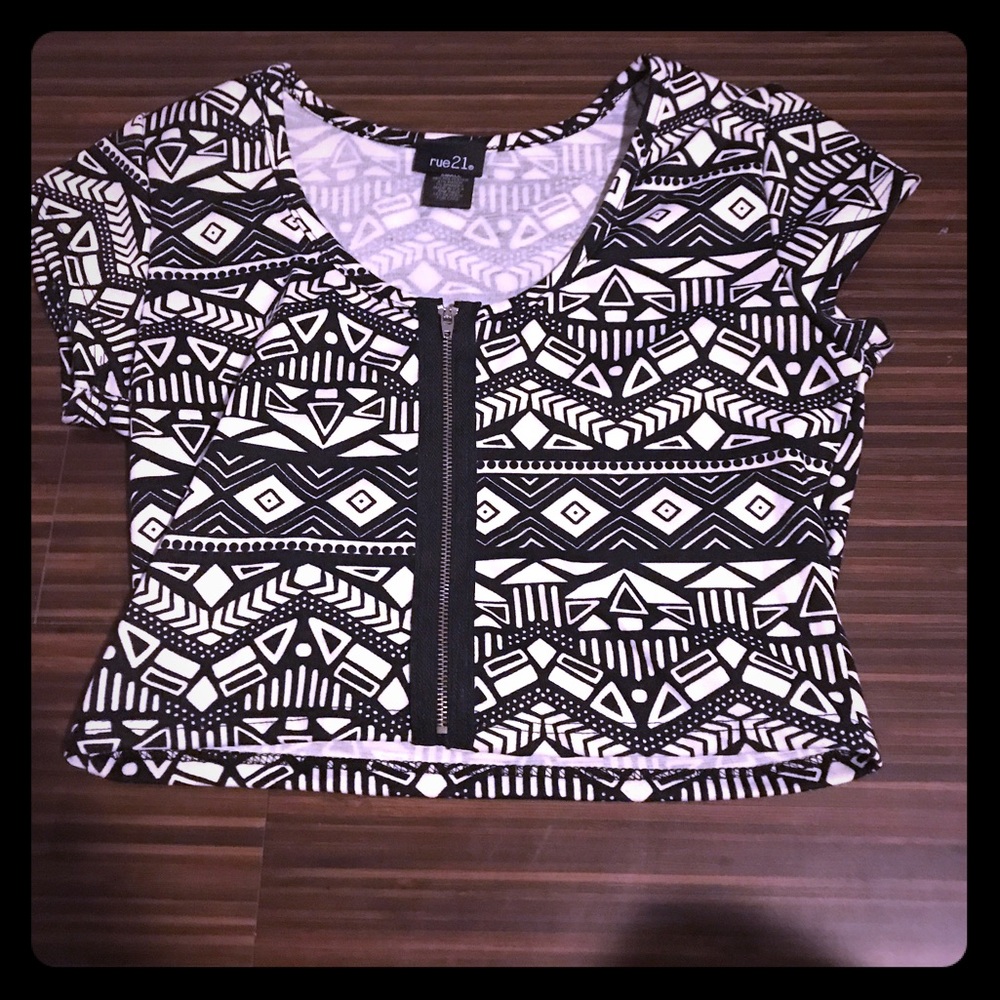 Black and white crop top