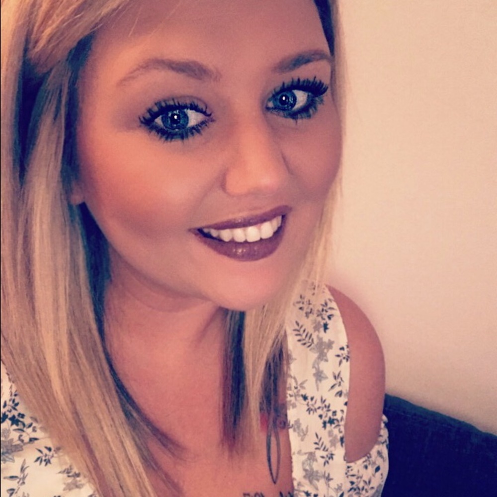 Meet your Posher, Victoria