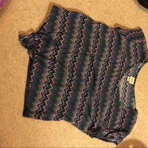 Chevron pattern crop top