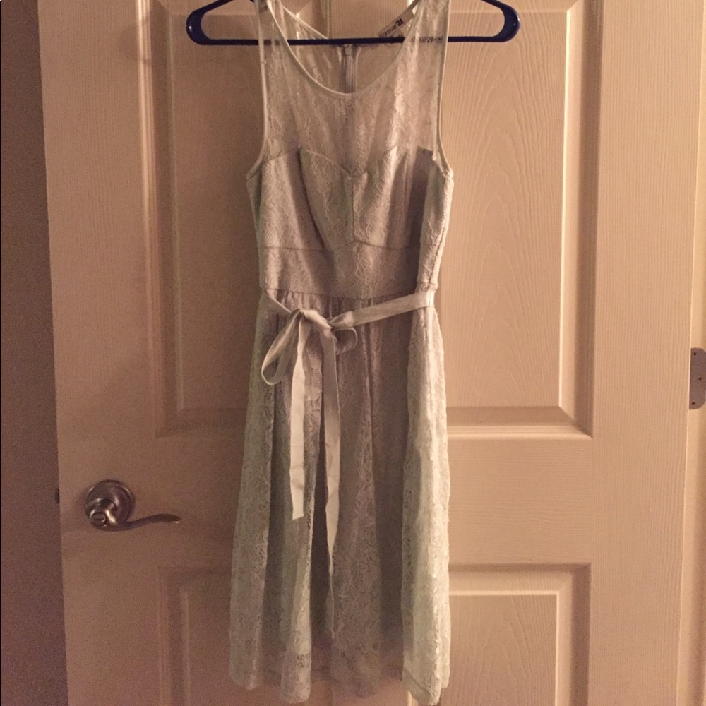 Beautiful mint green lace dress