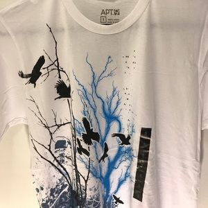 White blue lighting bolt raven t shirt
