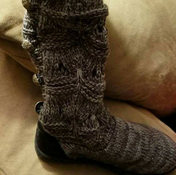 Mukluk - Picture 2 of 2