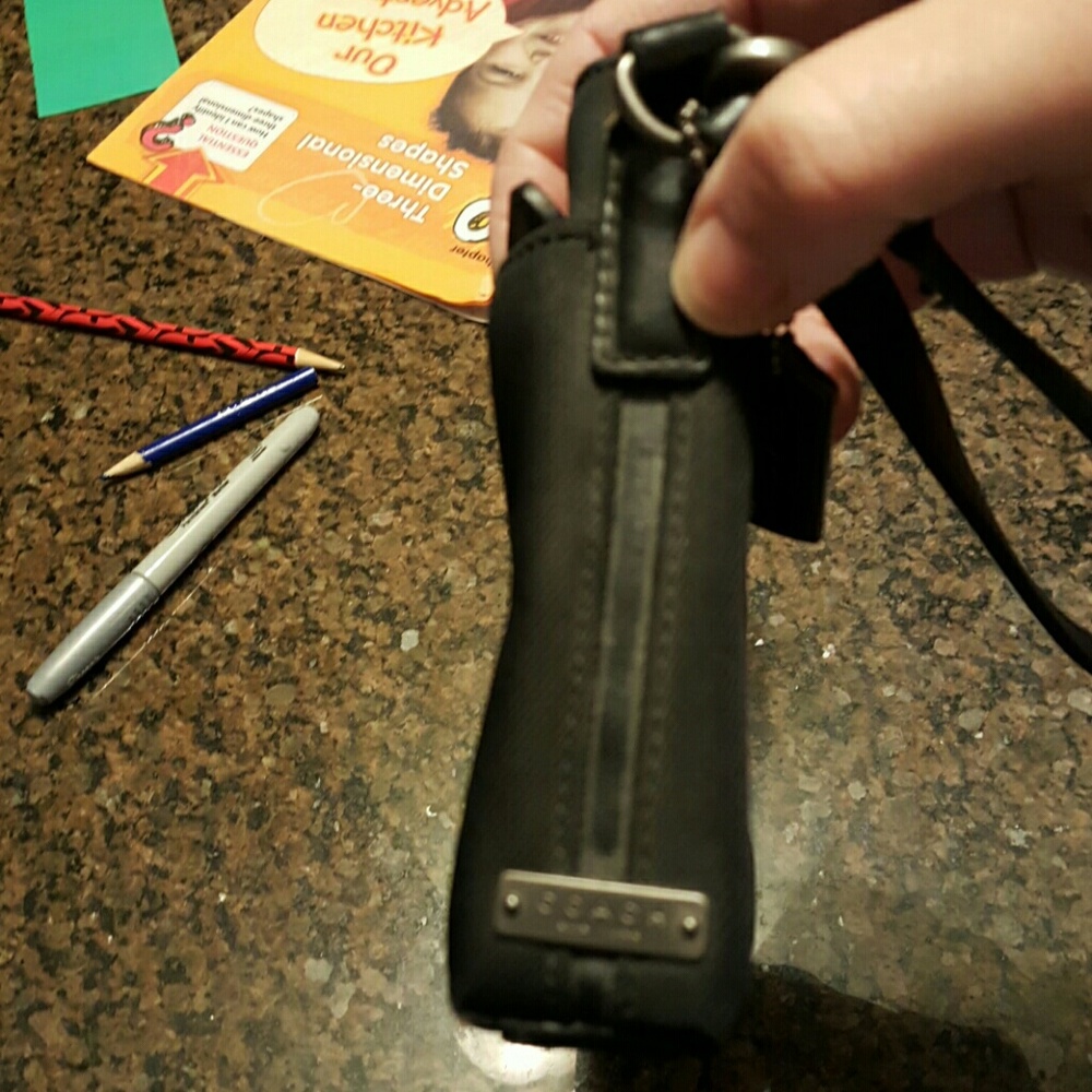 Authentic Coach Wristlet - Picture 7 of 8