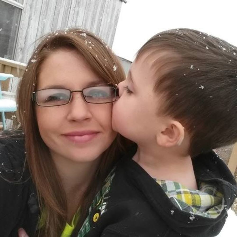 Meet your Posher, Amber