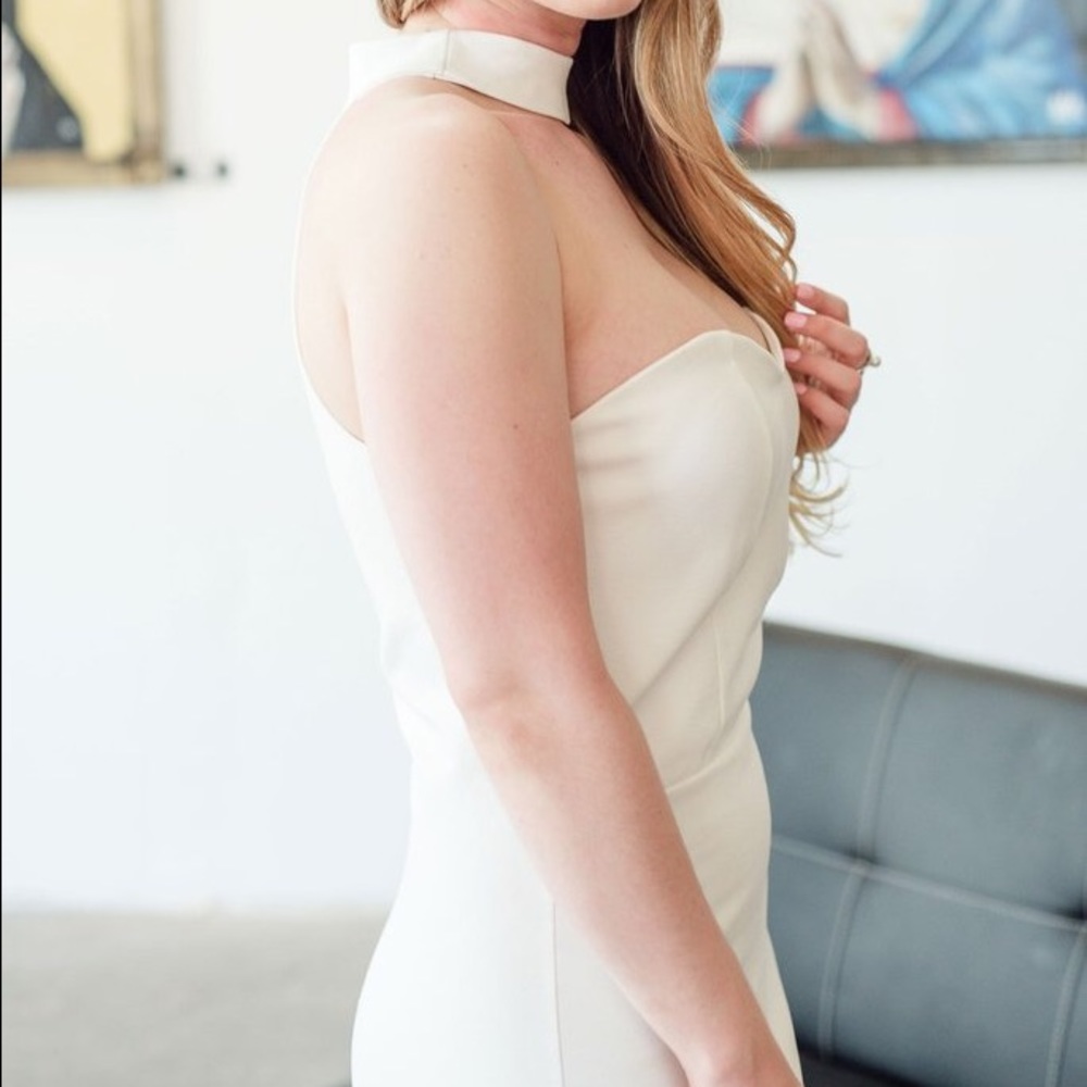 Dress - Picture 2 of 4