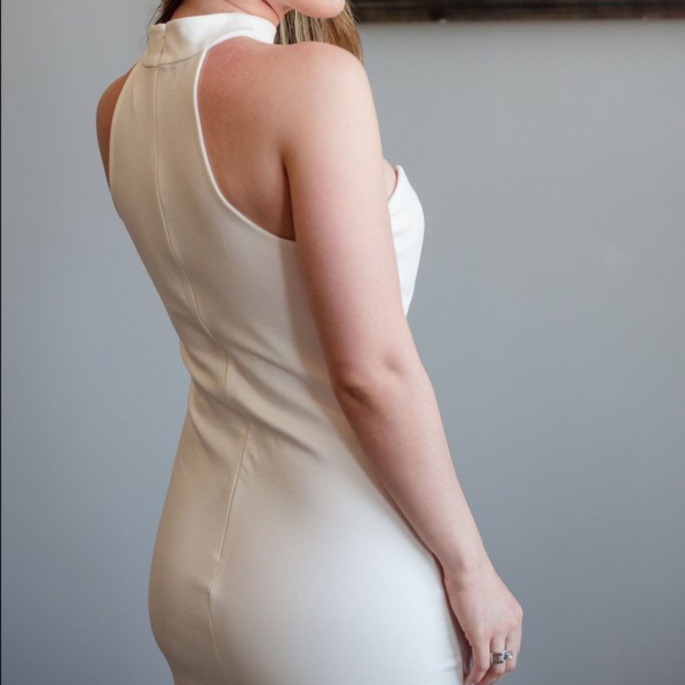 Dress - Picture 3 of 4