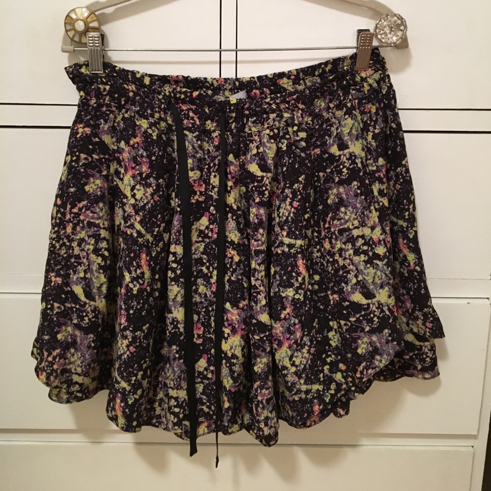 Suno silk mini skirt w/ side pockets & drawstring