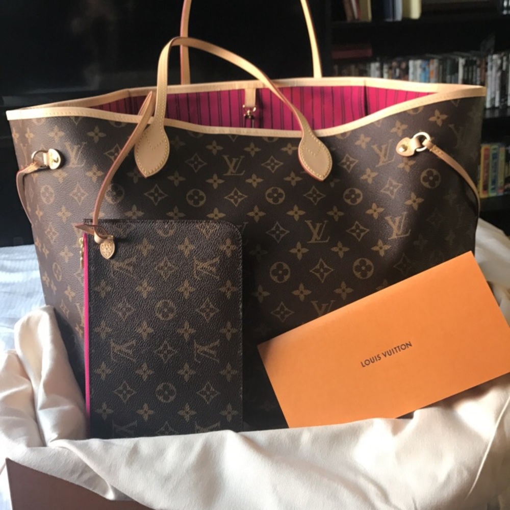 Just sharing my newest purchase LV neverfull GM