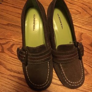 Classified brown heel super cute!